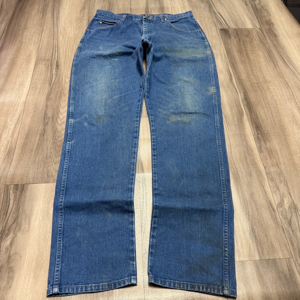 Wrangler Relaxed Fit Jeans Mens 36x35 Blue Denim Distressed Workwear 31 Relaxed